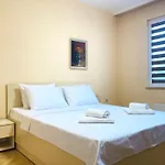 Apartment Vintage For 4 Guests & Private Parking Plovdiv