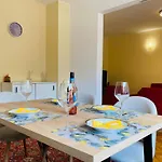 Apartment Vintage For 4 Guests & Private Parking *