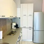 Apartment Vintage For 4 Guests & Private Parking
