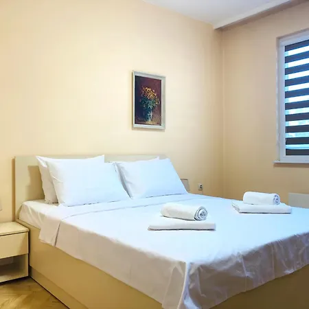 Apartment Vintage For 4 Guests & Private Parking Plovdiv