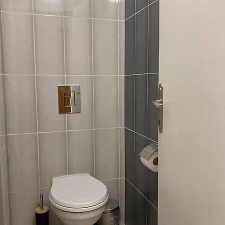 Vintage For 4 Guests & Private Parking Пловдив