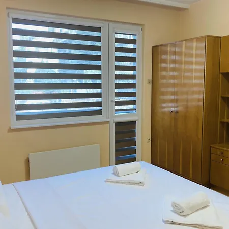 Apartment Vintage For 4 Guests & Private Parking Plovdiv