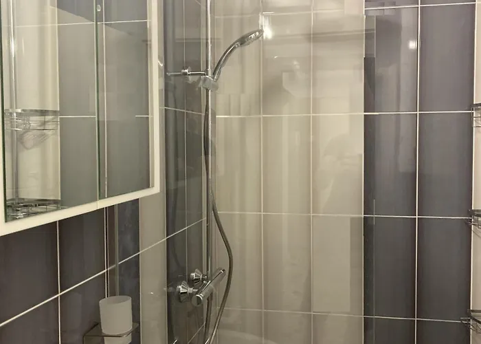 Vintage For 4 Guests & Private Parking * 普罗夫迪夫